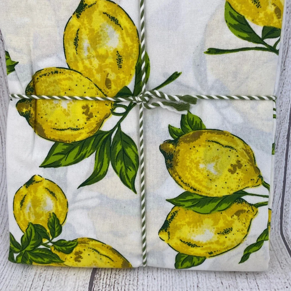 April Cornell Tablecloth 60x120 Lemons White Yellow Cotton Fruit Print Summer